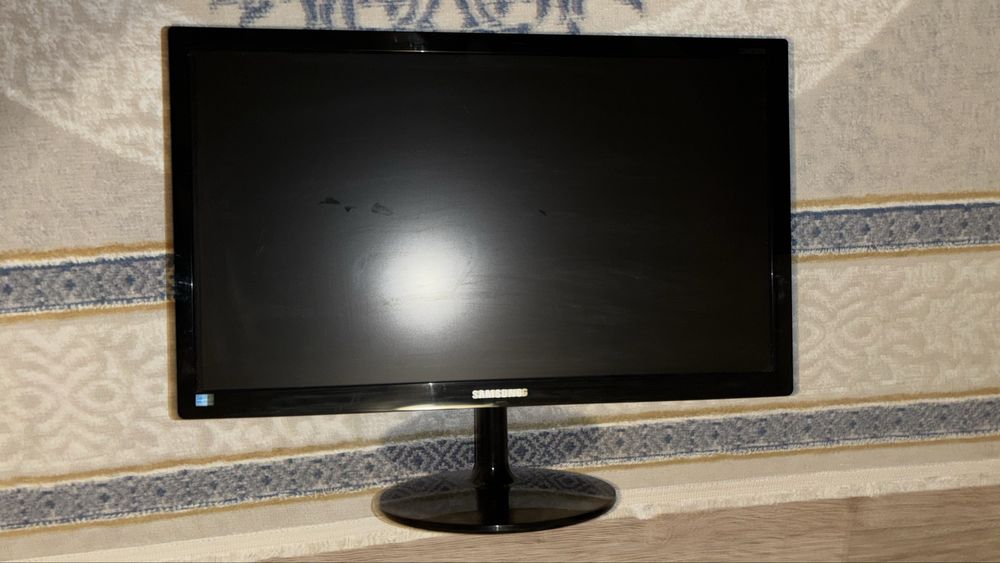 Монитор самсунг, led монитор, срочно