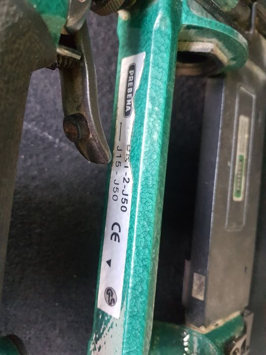 Pistol cuie cu aer KT 1000