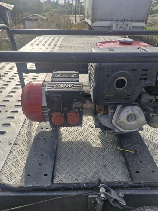 Продава се агрегат Honda четири киловата и половина