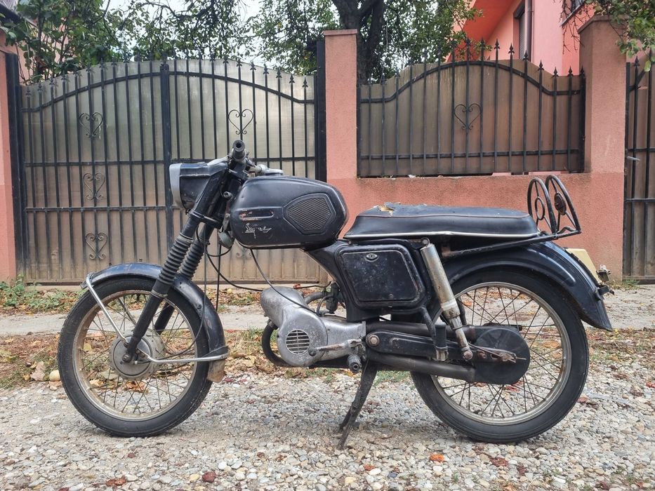 Mobra 50 Comunista  model 50 super