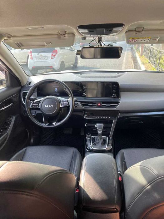Kia Селтос Стайл 2л AT 2023г выпуска Родная краска! 1 поз!