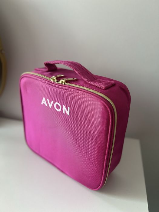 Portfard roz nou, elegant si practic