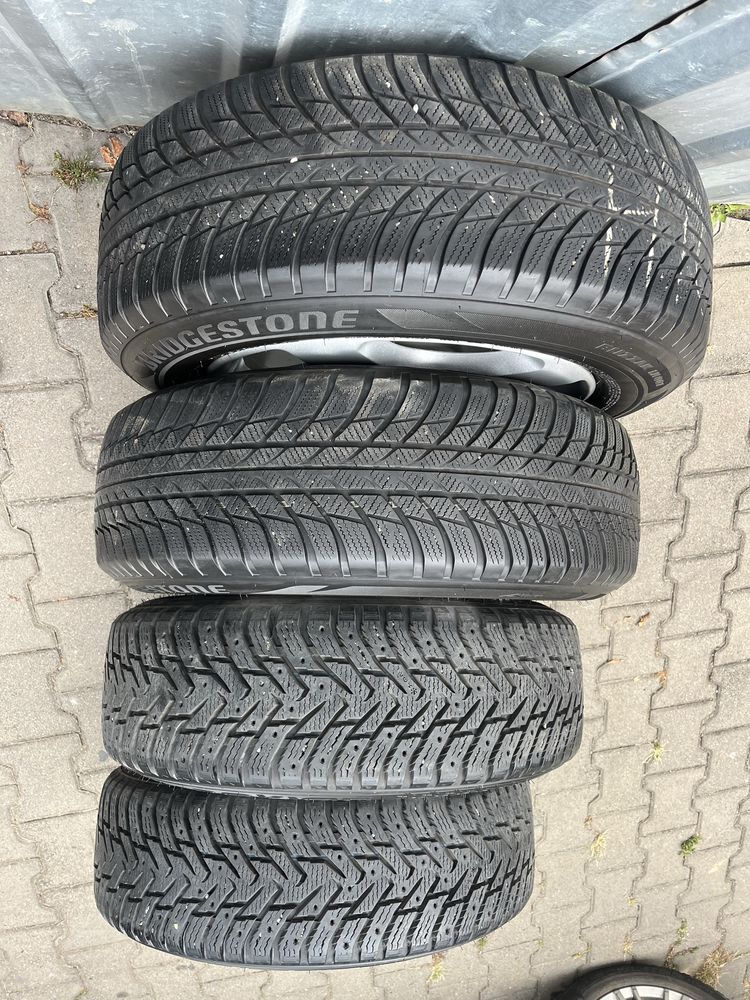 Jante aliaj 5x120mm, anvelope iarna 215/65 R17, VW T5, T6, Caravelle