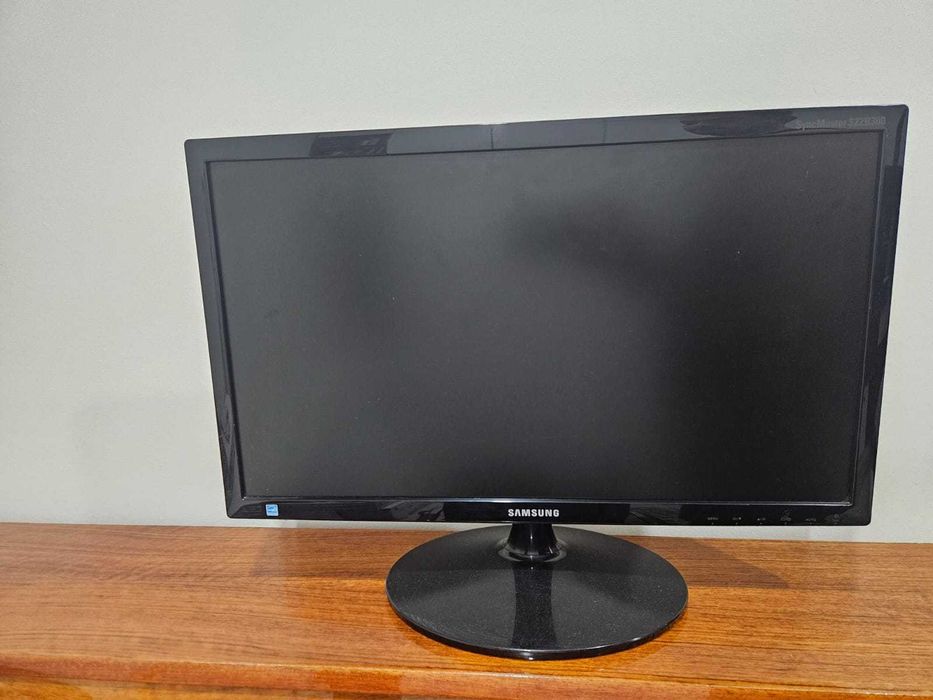 Монитор Samsung S23B300B