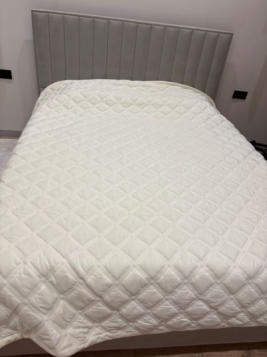 Кровать двухспальная