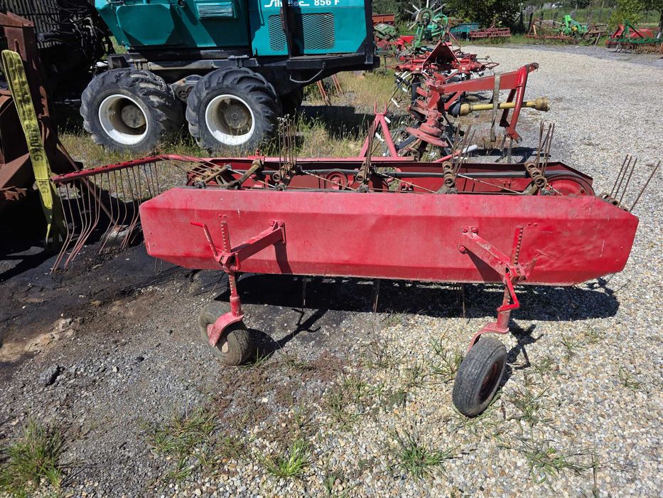 Grebla in tiranti dupa tractor model pe curele 2.2m cu cardan