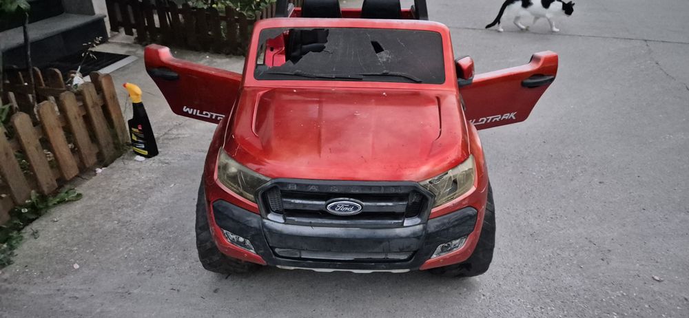 masinuta electrica Ford