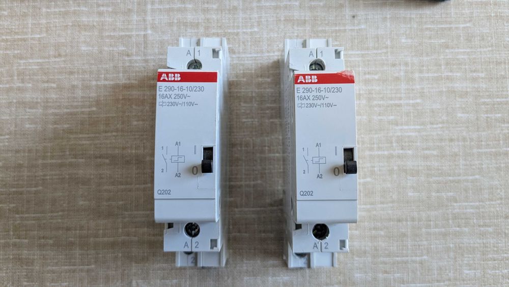 Реле ново ABB импулсно еднополюсно 16 A, 1P, AC/DC, 230 V