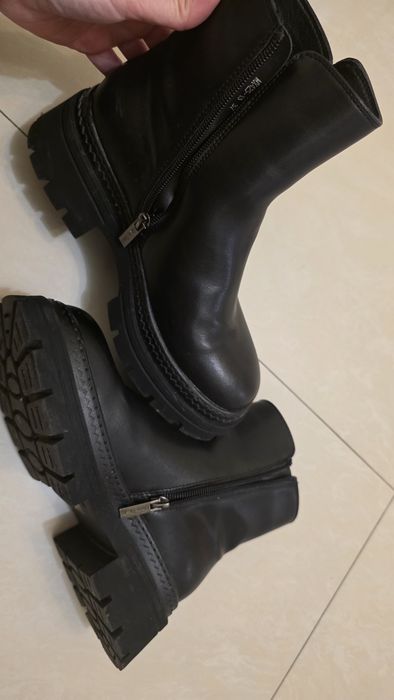 Ghete piele naturala 37.5 Flavia Passini
