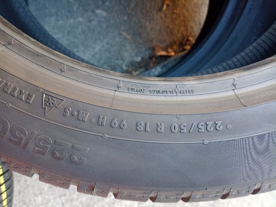 4 anvelope de iarna Continental 225/50 R18 dot 3219