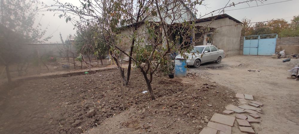 Дом 4 комнатный вместе с кухней 5!