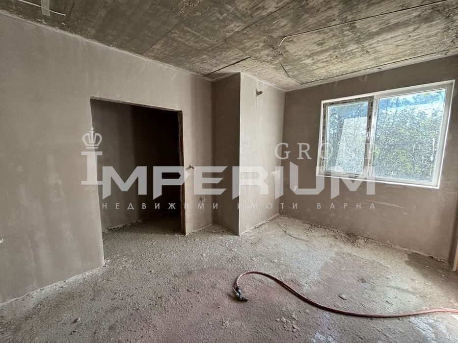 Продава се Двустаен апартамент в Варна, м-т Пчелина - 83 кв.м за 1193 €/кв.м - Снимка #4