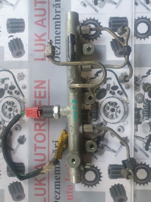 Pompa de injecție injector injectoare Peugeot 307 2.0 HDI