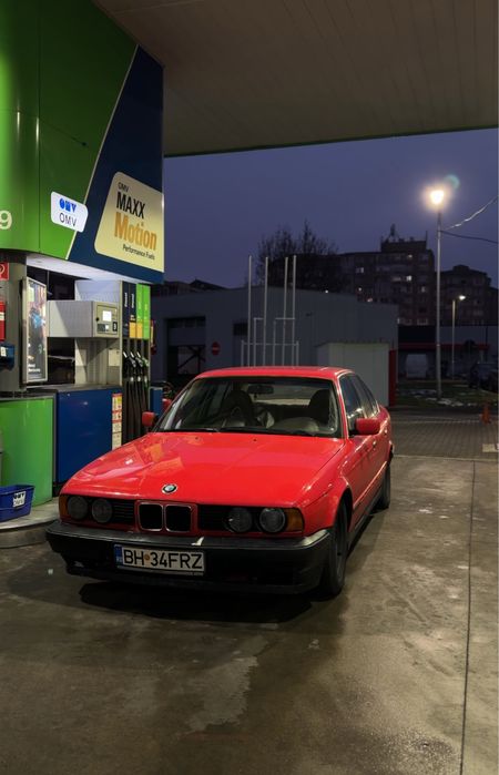 BMW Seria 5 E34 520i