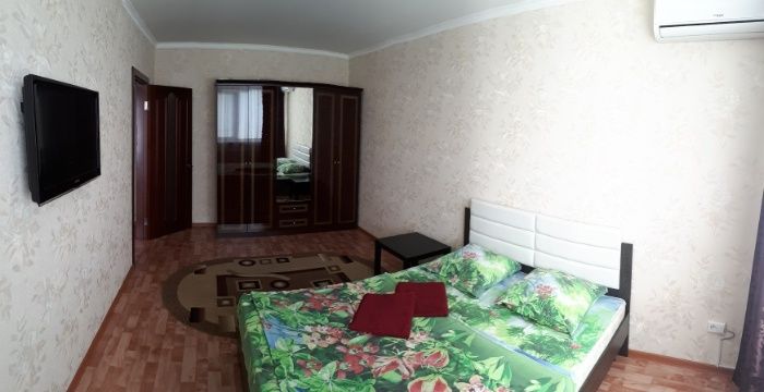 сдам 1 ком.квартиру по ул. 1 мая 272 за 4000 почасам
