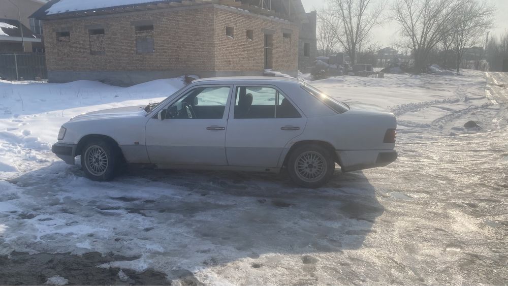 Мерседес Бенс 2.0