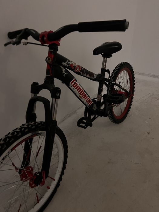 De vanzare bicicleta