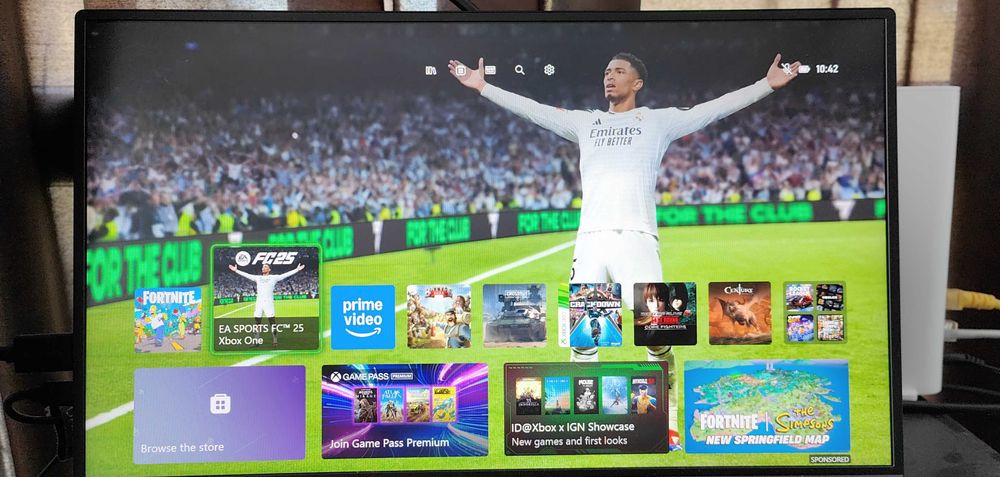 Consola Microsoft XBOX ONE ,20 jocuri,maneta ,cabluri