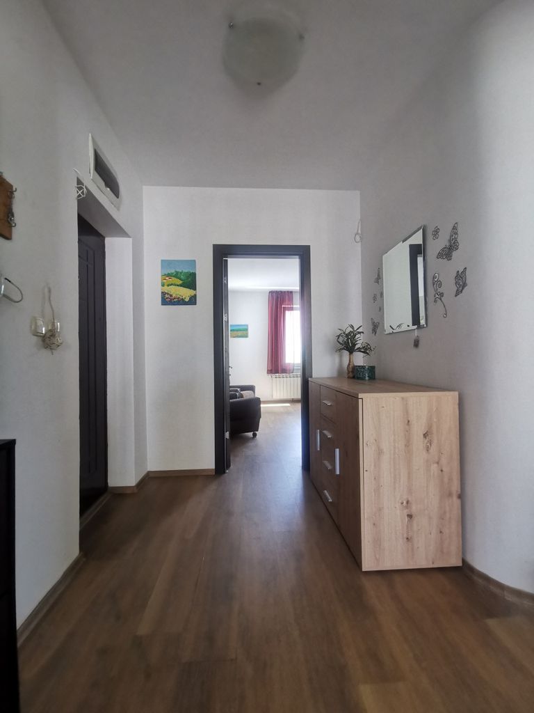 Дава се под наем Четиристаен апартамент в София, Славия - 130 кв.м за 850 € - Снимка #9