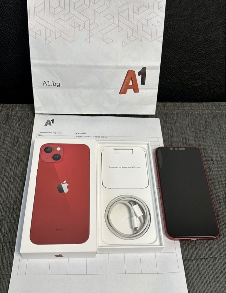 128GB iPhone 13 5G Гаранция А1 2023г. Product Red / Червен