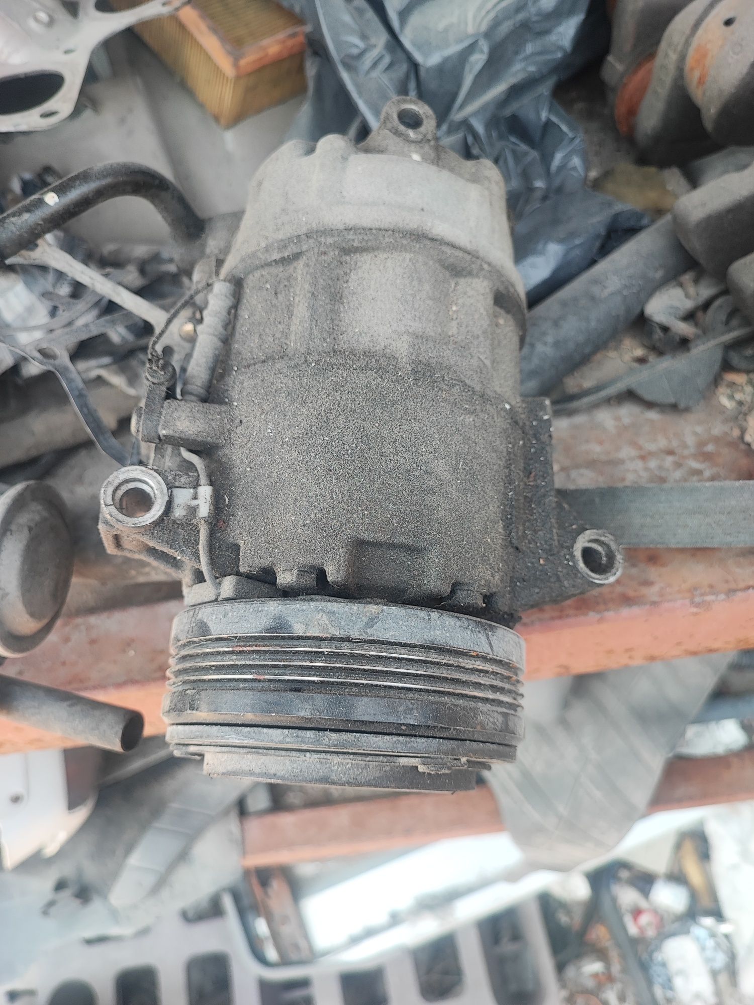 Компресор за bmw е46 318i