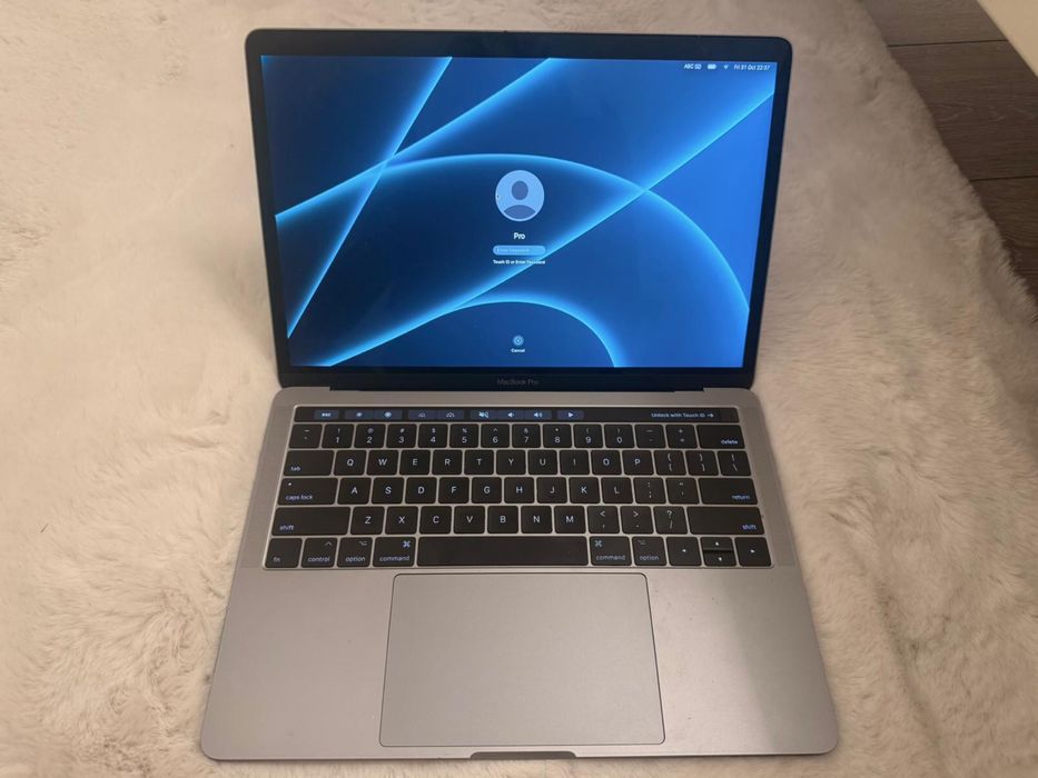 Macbook Pro 13” 2017 Touchbar