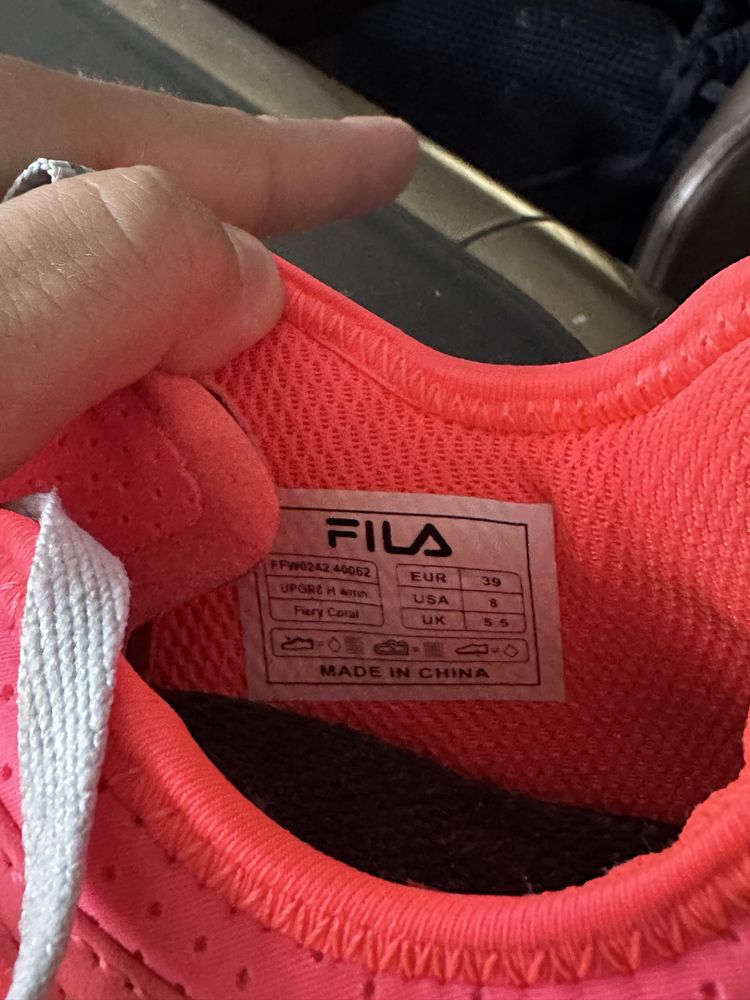Обувки Fila UPGR8 Wmn FFW0125