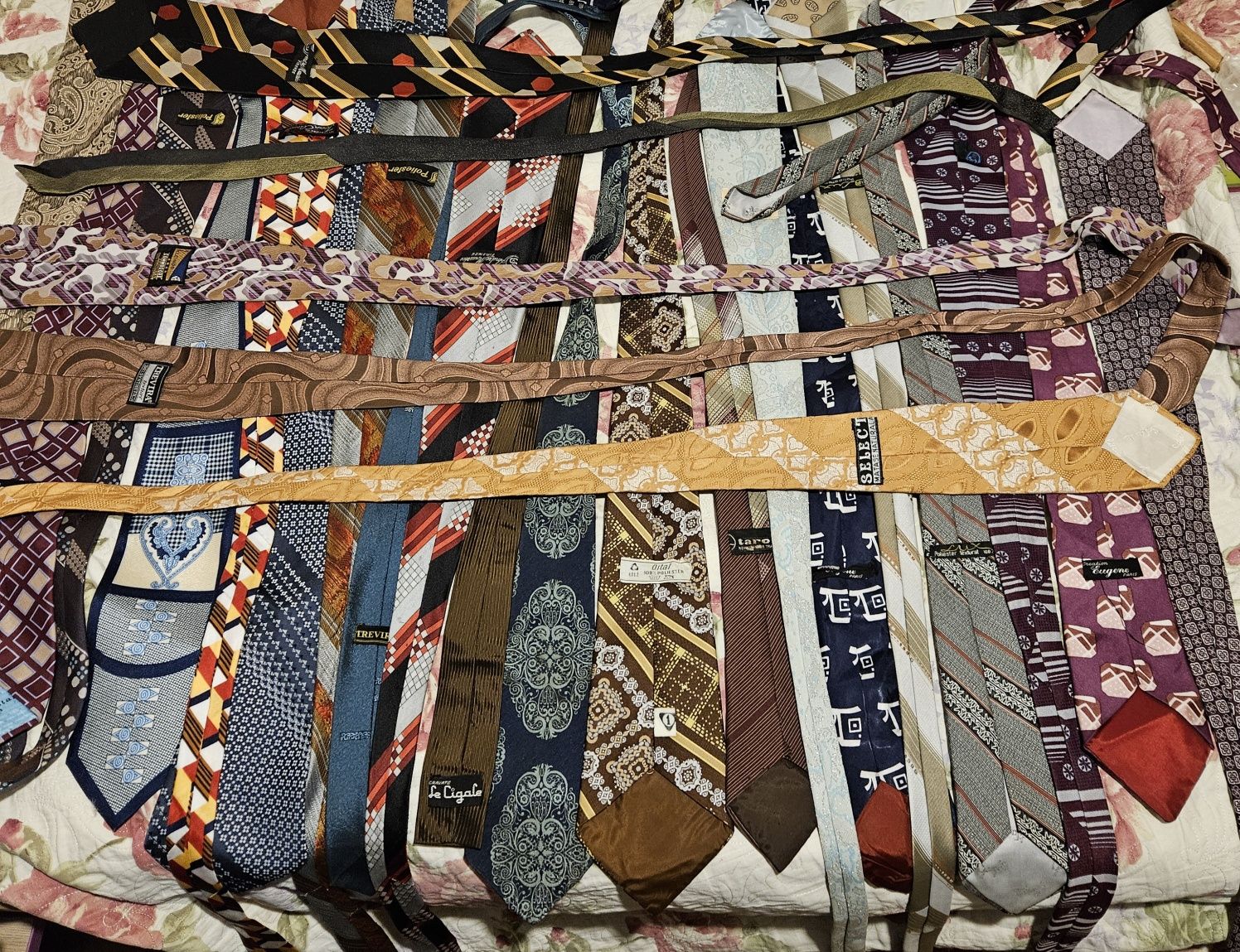 23 Cravate Vintage