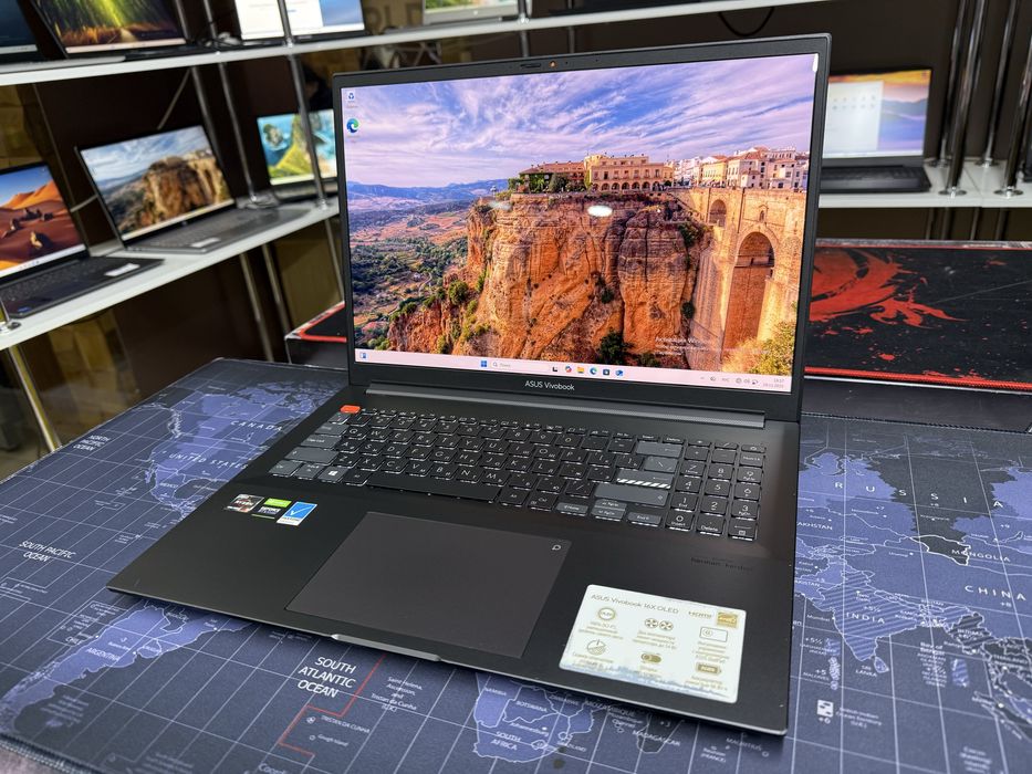 Asus Vivobook X16 OLED 4K - Ryzen 9-5900HX/RTX3050Ti