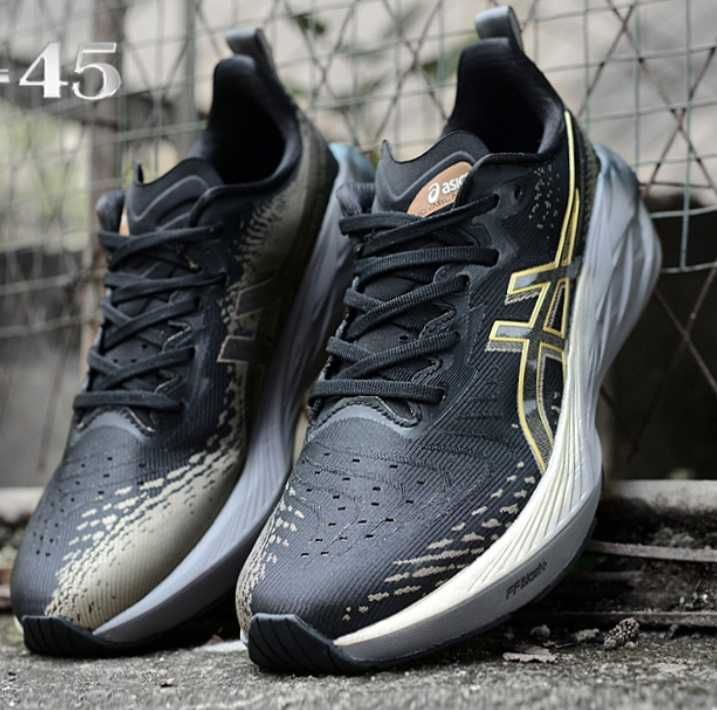 Нови мъжки маратонки Asics Novablast 4 Platinum размери 41,42,43