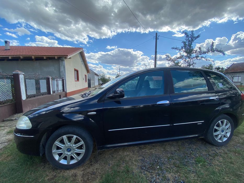 De vanzare fiat croma