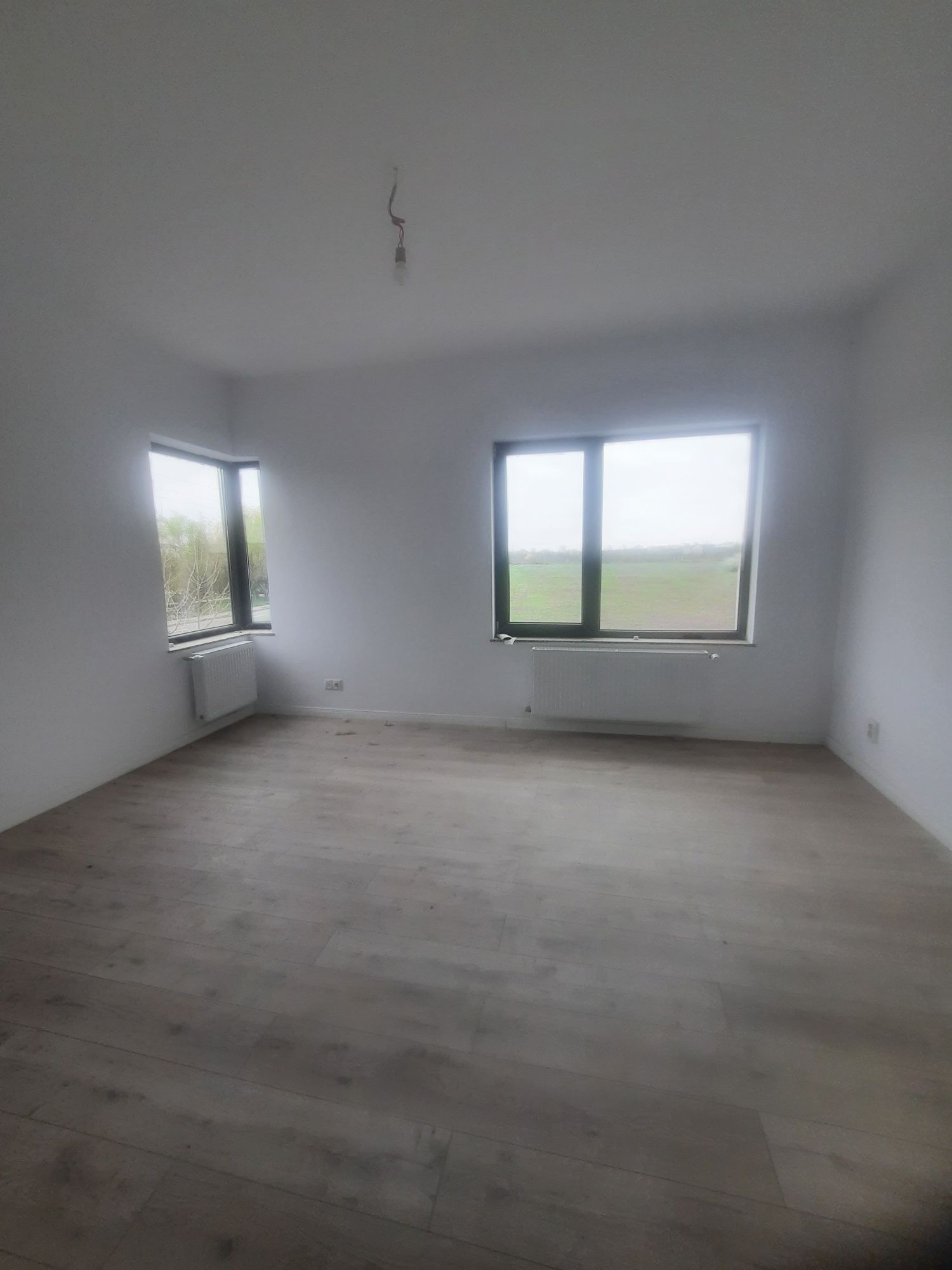 Duplex mogosoaia parter et și mansarda