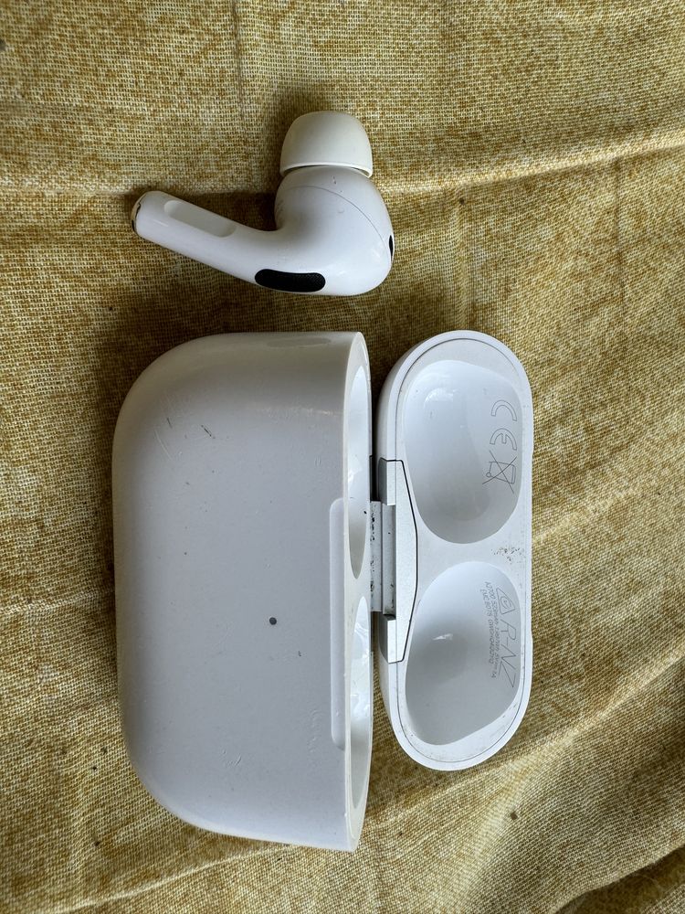 Casti Bluetooth Apple AirPods PRO 2 Model A2700