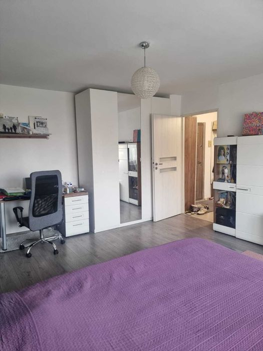 Proprietar, Inchiriez apartament 2 camere decomandat zona Lunei