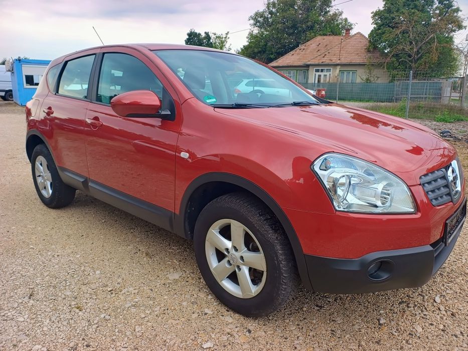 Nissan Qashqai 2.0 benzin