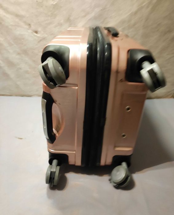 Пътнически голям куфар за ръчен багаж -4 колела -360° въртене