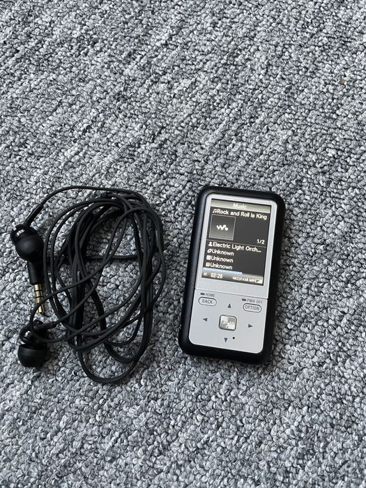 Mp3 Player SONY Walkman NWZ-S515 Digital Media Player cu Casti SONY