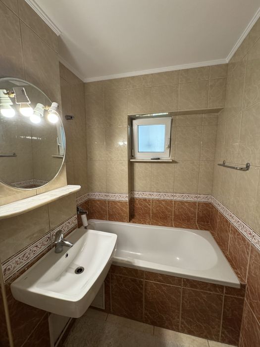 Apartament 3 cam Stadion la ST-uri / etaj 3 / gaze / boxa / mobilat