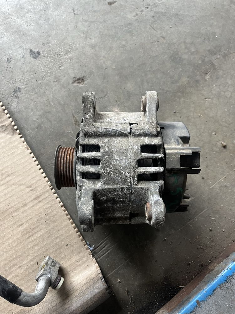 Alternator audi a5 2,7 tdi an 2009