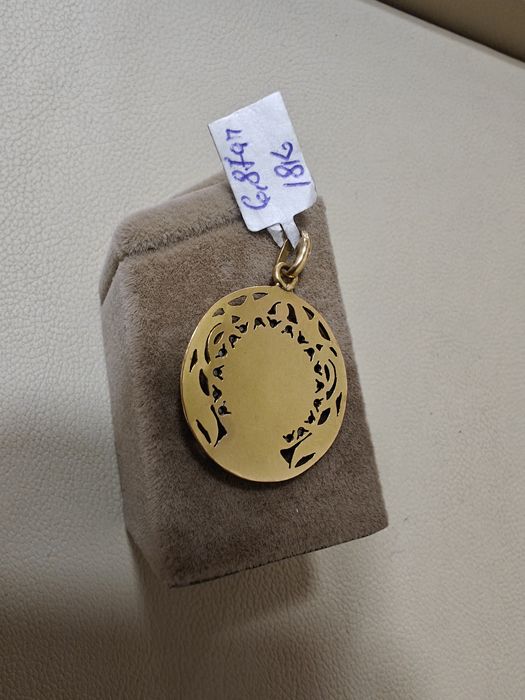 Medalion/pandantiv/iconita Maica Domnului 6.87gr 18k cu diamante (r)