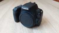DSLR Canon EOS 200D