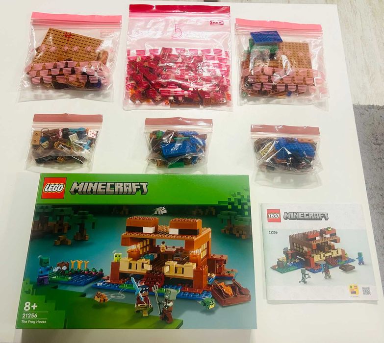 LEGO Minecraft – Жабешката къща (21256)