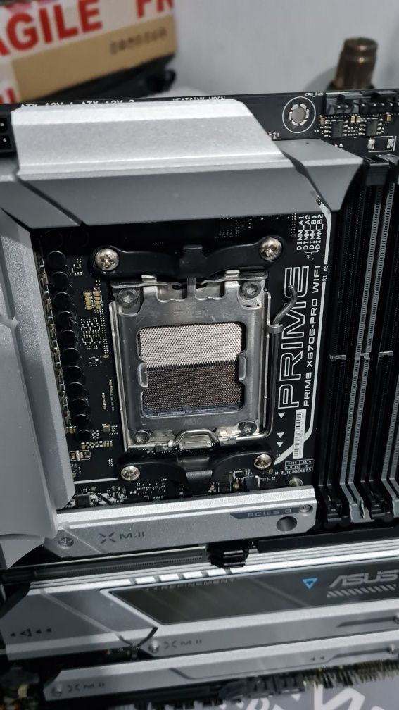 Placa de baza Asus Prime x670e Pro Wifi