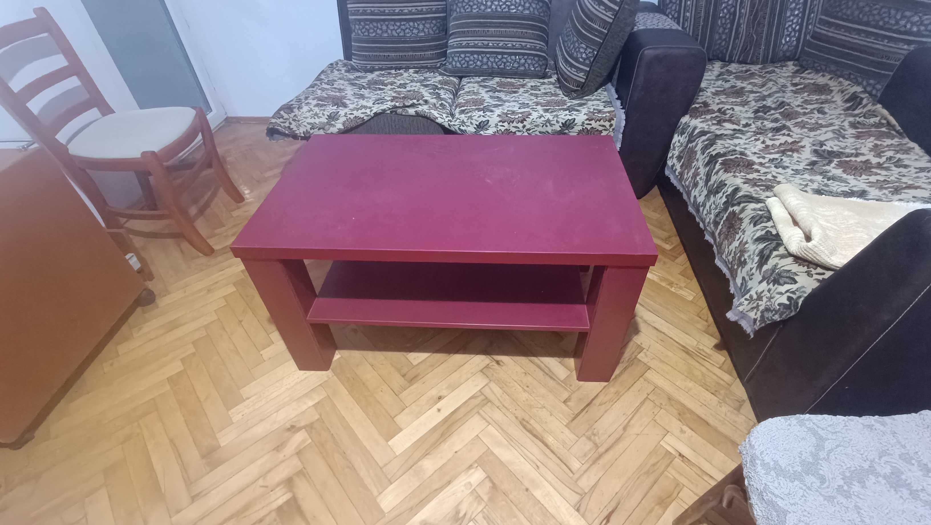 Мебели, маса, гардероб
