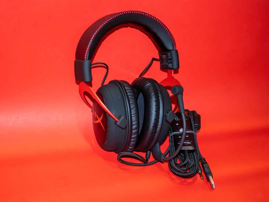 HyperX Cloud KHX-HSCP-RD геймърски слушалки червено черно PC PS4 Xbox