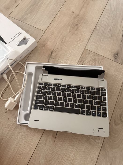 Клавиатура для планшета