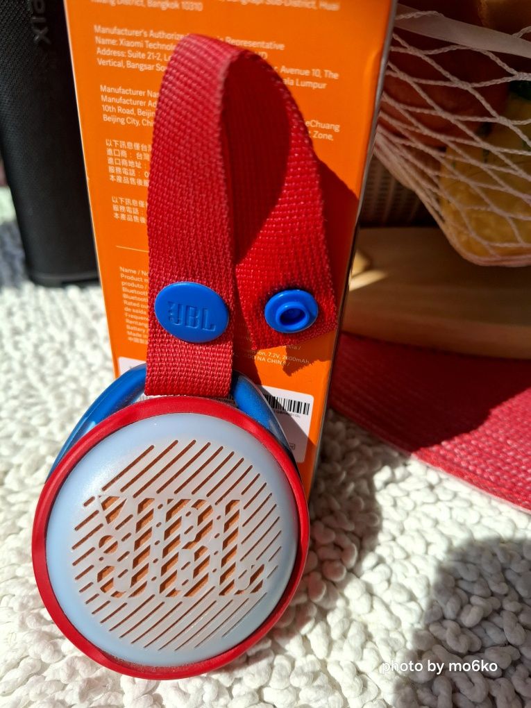 Тонколона JBL JR POP, 3W RMS, Bluetooth, червена