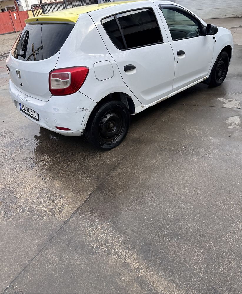 Dacia sandero 1,2 benzina +GPL