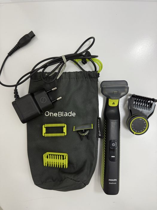 Aparat de ras Philips OneBlade Pro 360