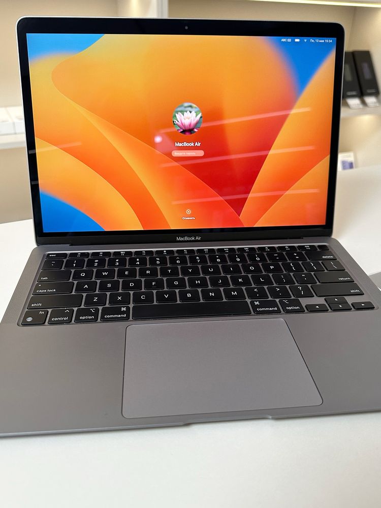 MacBook Air 13 2020 | M1 | Цикл: 16 | T36405